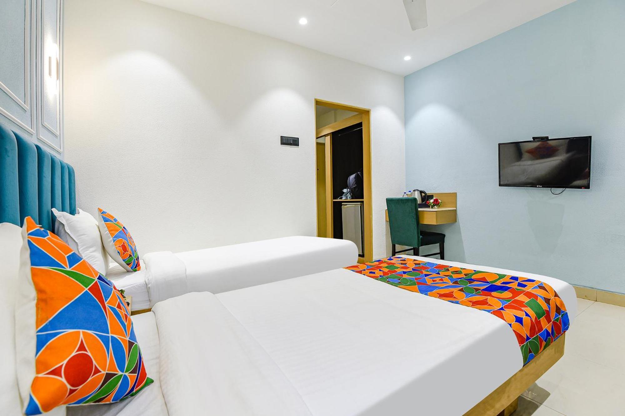 Fabhotel Prime Supreme - 700M From Vasco Da Gama Railway Station Marmagao Экстерьер фото