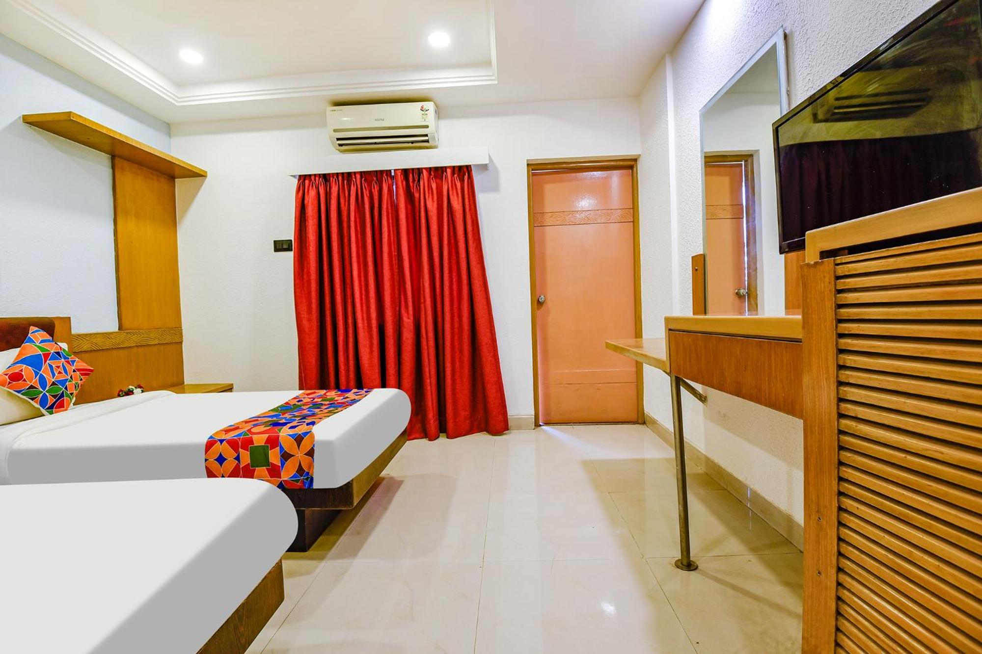 Fabhotel Prime Supreme - 700M From Vasco Da Gama Railway Station Marmagao Экстерьер фото
