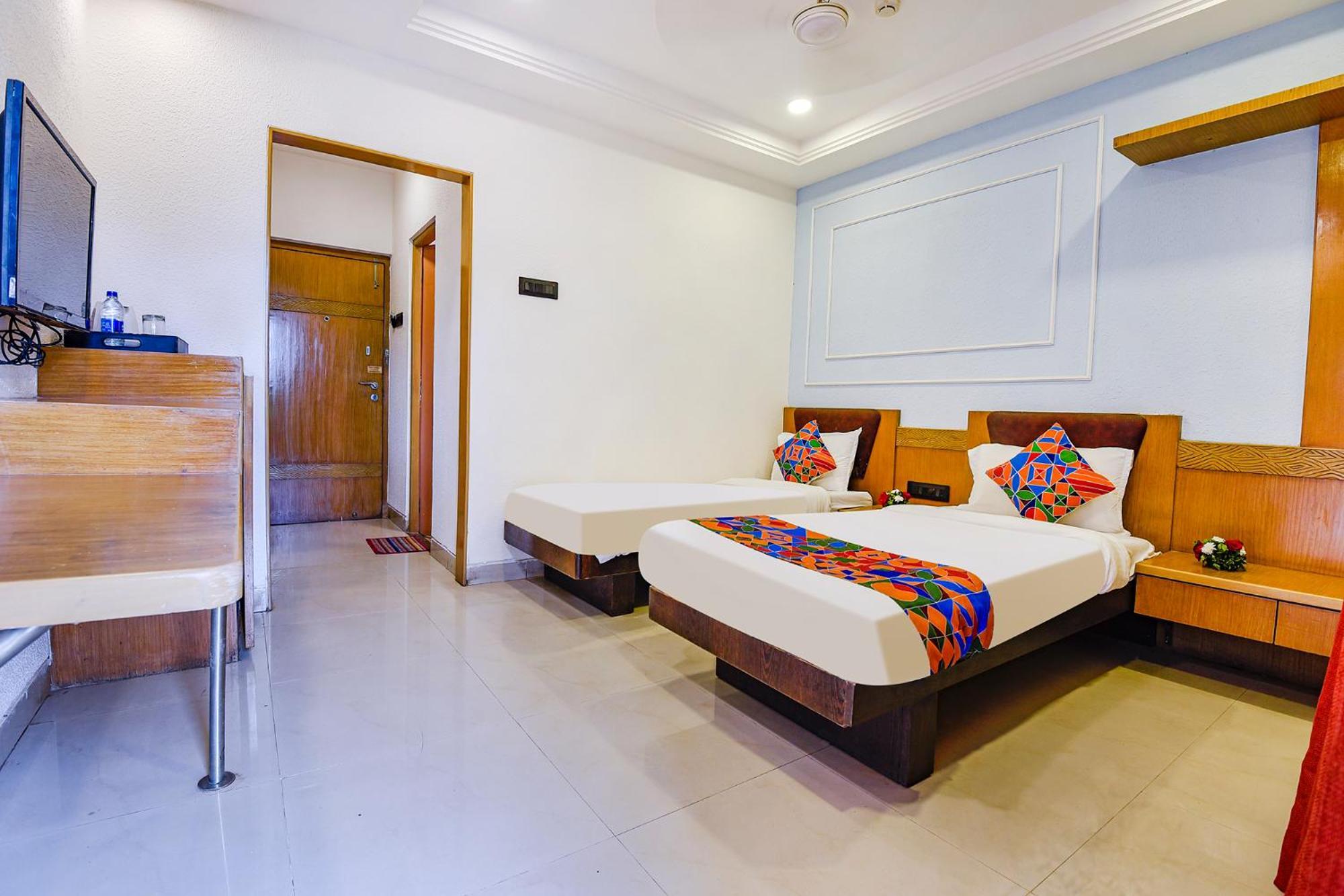 Fabhotel Prime Supreme - 700M From Vasco Da Gama Railway Station Marmagao Экстерьер фото
